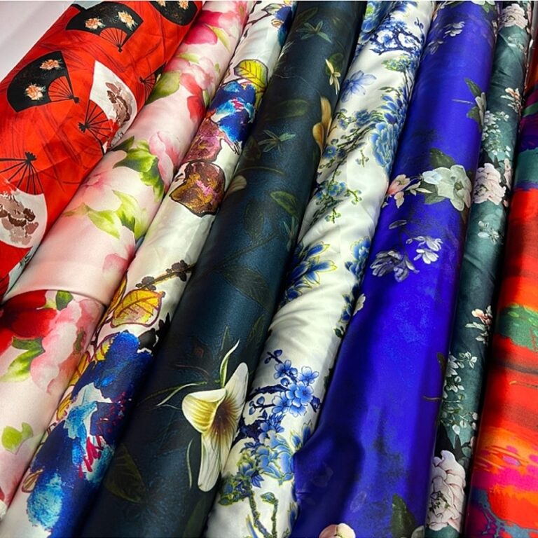 19 momme digital print Silk satin fabrics, 108cm Elastic Mulberry silk charmeuse for fashion