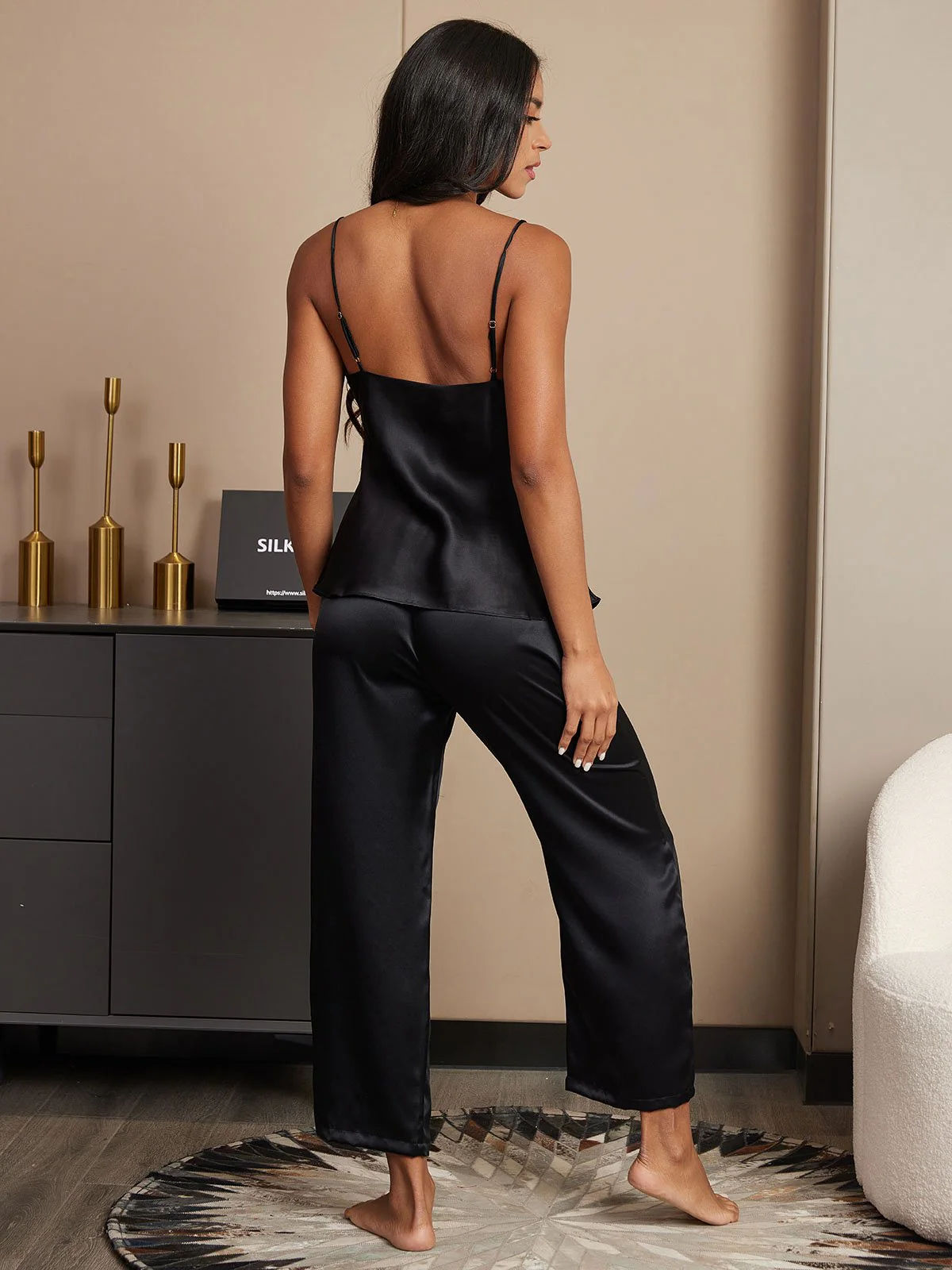 100% mulberry Silk women's Spaghetti Strap V Neck Cami & Pants Set 4 100% mulberry Silk women's Spaghetti Strap V Neck Cami & Pants Set - Image 4