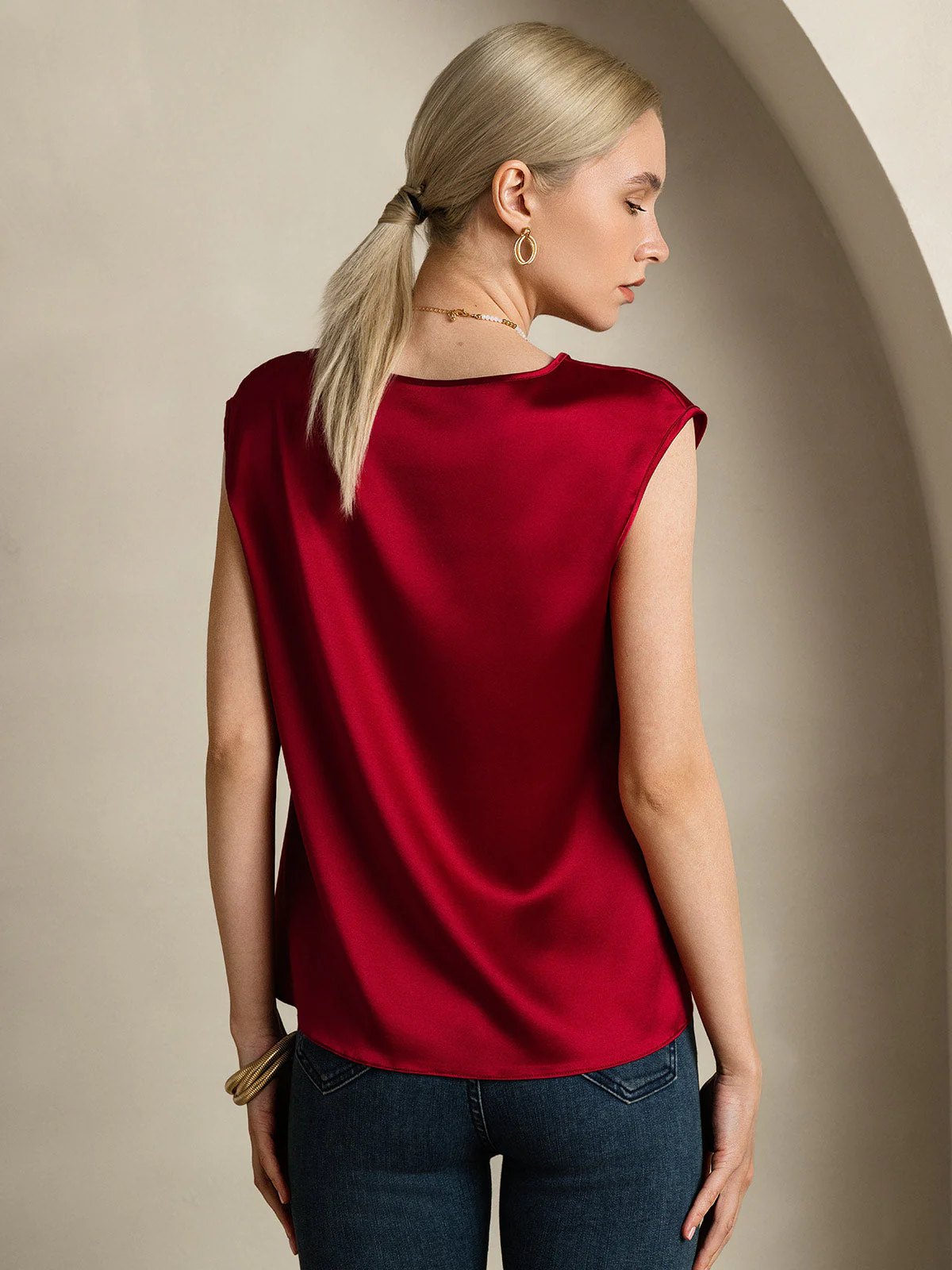 19Momme mulberry Silk Cap Sleeve Round Neck Women's Top 5 19Momme mulberry Silk Cap Sleeve Round Neck Women's Top - Image 5