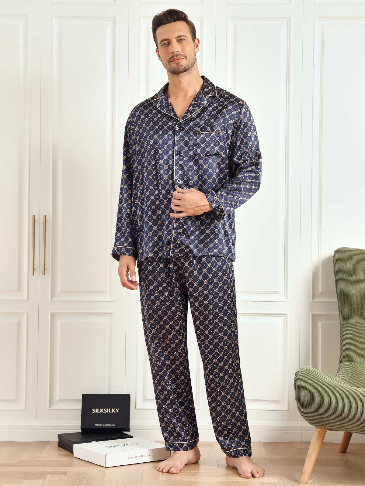 100% mulberry Silk Navy Chain Print Long Sleeve Men's Pajamas Set With Pants 3 100% mulberry Silk Navy Chain Print Long Sleeve Men's Pajamas Set With Pants - Image 3