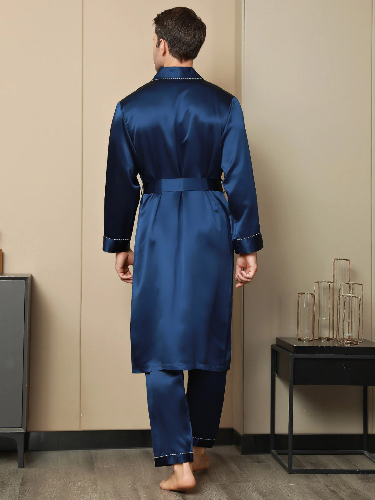 100% mulberry Silk Men's Contrast Piping Belted Robe - Image 2