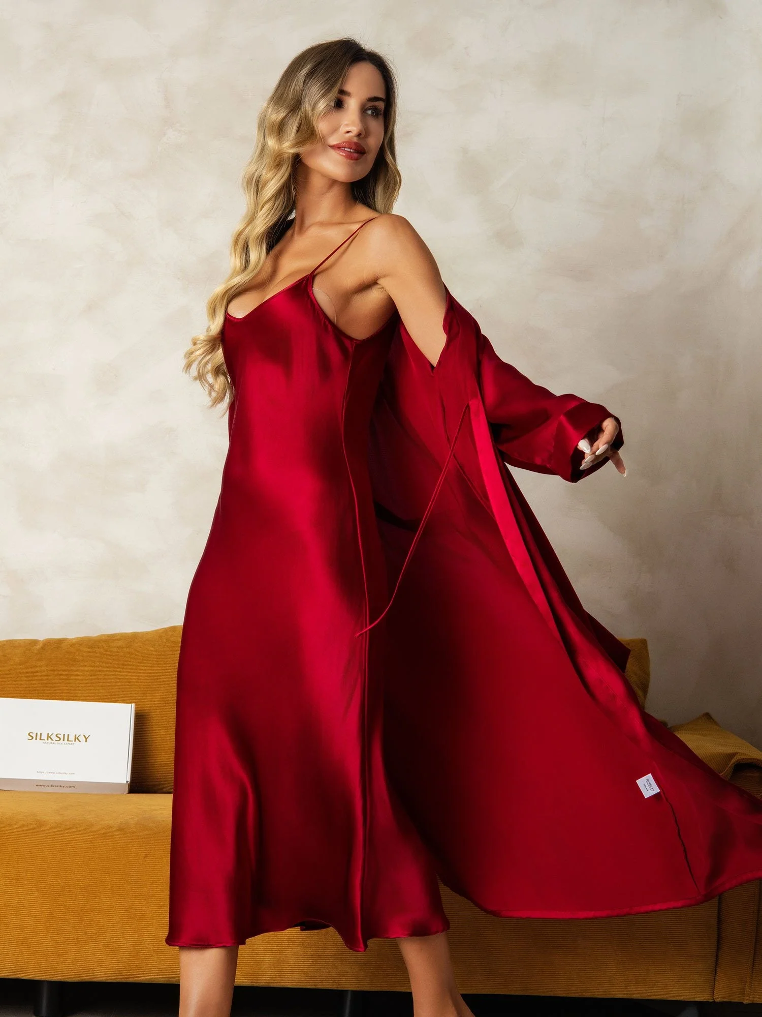 100% mulberry Silk charmeuse V-Neck Midi Nightgown & Robe Set 2Pcs 5 100% mulberry Silk charmeuse V-Neck Midi Nightgown & Robe Set 2Pcs - Image 5